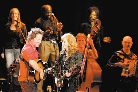 Bruce Springsteen with wife Patti Scialfa