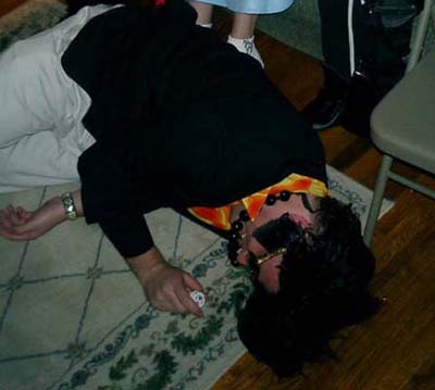 Elvis dead with prescription pills in his hand - it almost looks real...